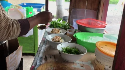 Preparing soto food. Stock Footage 224870602