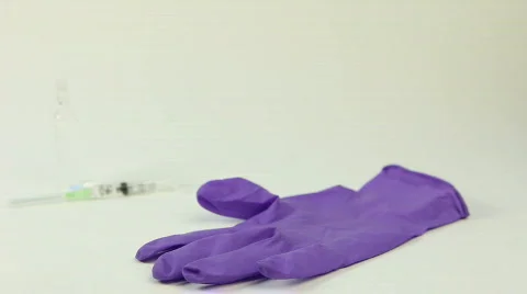 Preparing a syringe 库存影片 594690