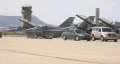 Prepping and getting ready F-15 on the tarmac HD видео футажи