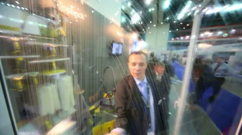 Presentation cleaning products for windows Video stock 35239121