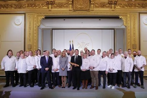 Presentation of the Epiphany cake at the Elysee Palace, Paris, France - 05 Jan 2 Stock-Fotos