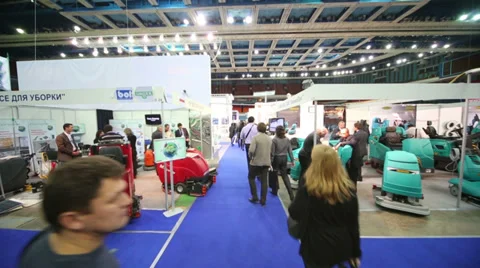 Presentation machines for cleaning floors Video stock 35239110