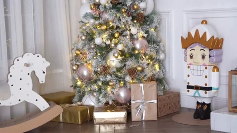 Presents under new year tree 動画素材 95673865