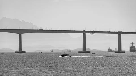Presidente Costa e Silva Bridge, popularly known as the Rio-Niteri Bridge, ov Stock Photos