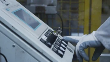 Press on button of industrial control panel Video stock 85672380