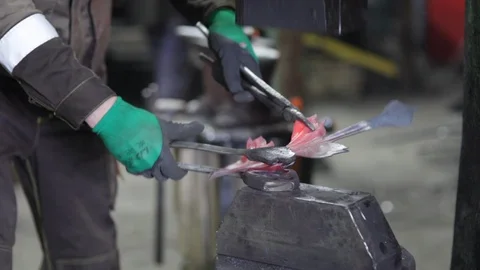 Press forging metal Vidéo 92155690