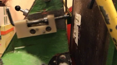 Press machine certificate Vídeos de archivo 99471795