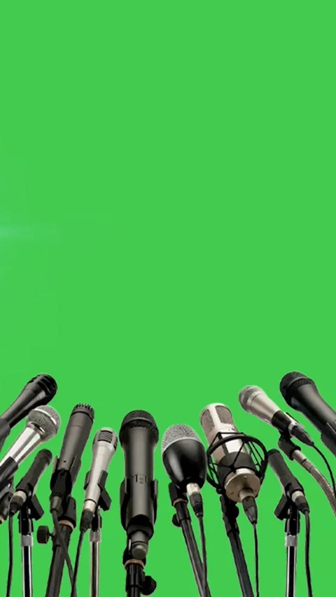 Press Microphones Green Screen Vertical Overlay Stock-Footage 344765527