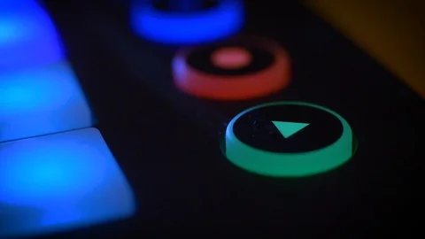 Press play and record on instrument button Stock-Footage 107384239