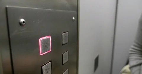 Pressing button elevator 스톡 동영상 81485888