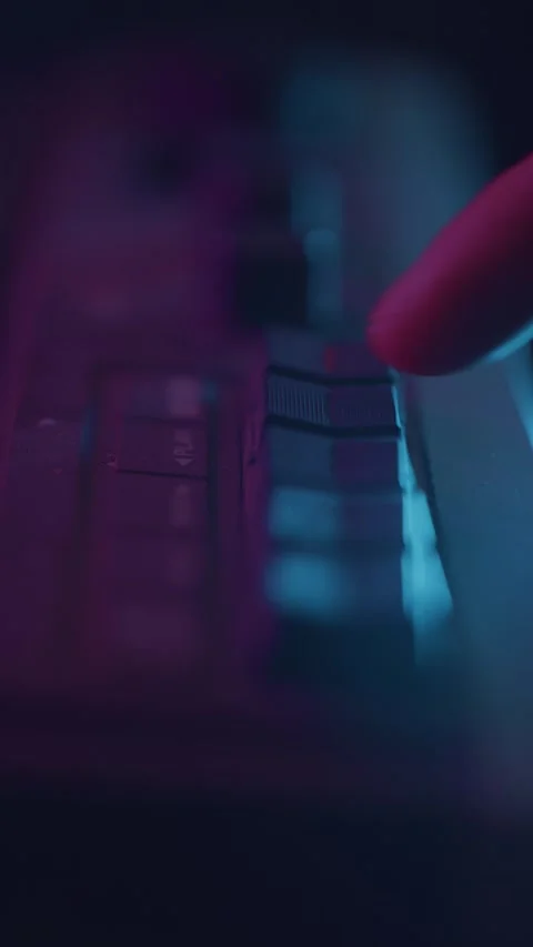 Pressing a button on a retro cassette recorder Video stock 337170582