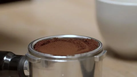Pressing on Coffee Ground Vídeo Stock 198983967