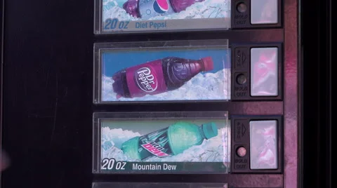 Pressing Dr Pepper button on soda machine 4k 库存影片 53175233