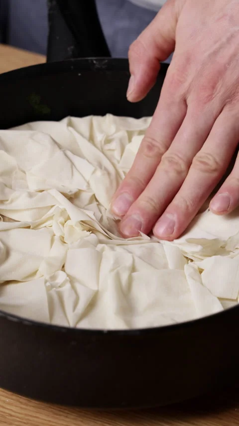 Pressing Phyllo Dough Close Up Front View Vertical Видео 337290483