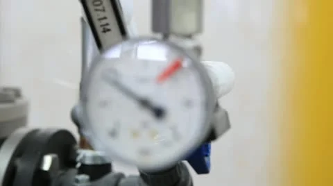 Pressure gauge Stock-Footage 12543727