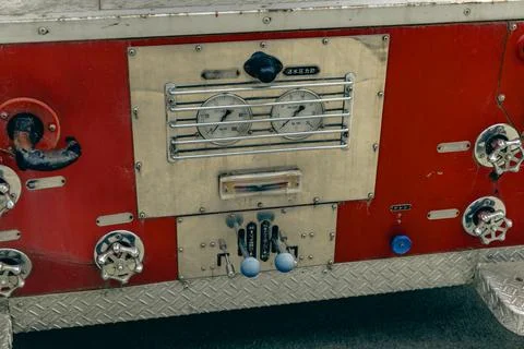 Pressure Gauge Panel Controls Red Machinery 스톡 사진