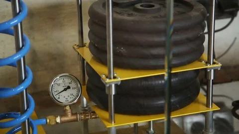 Pressure pump demonstration Stock Footage 69167016