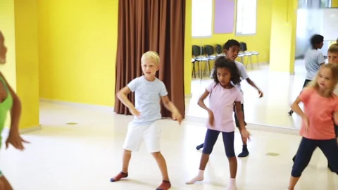 Preteen dancers practicing dance routine... | Stock Video