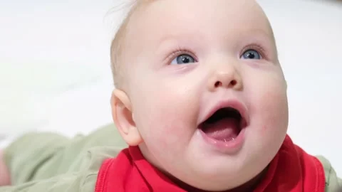 Pretty baby looking up Video stock 146456882