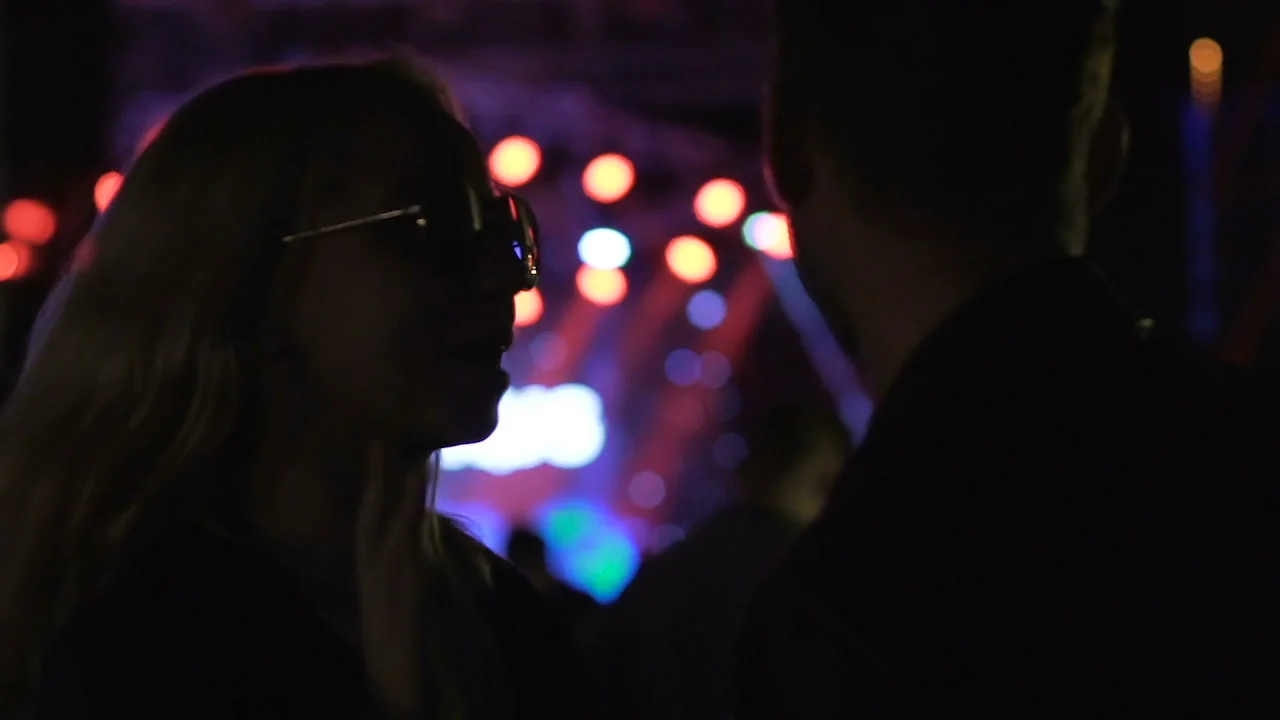 Rihanna Wears Sunglasses At Night, Performs Awkward Hug Dance With Fan |  HuffPost UK Style