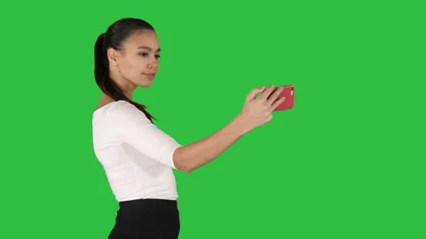 FREE GIRL GREEN SCREEN GFXS!!! // Part 1/? 