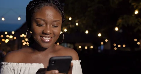 Pretty girl using smartphone. Stock Footage 121302805