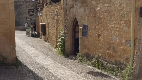 The Pretty Medieval Cobbled Streets Of Beynac et Cazenac, France Stock Footage 302472740