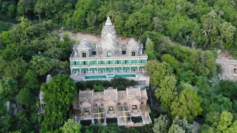 Pretty Thai hotel at the beach - drone Stock Footage 194445976