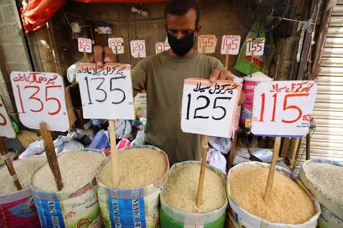 Prices of basic commodities increased in budget 2020-21 Pakistan, Karachi - 10 J Stock Photos