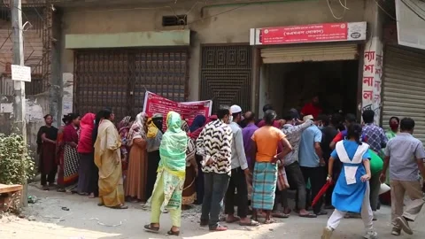Prices of food, fuel, basic commodities rise in Bangladesh as result of Ukraine  스톡 동영상 204113678