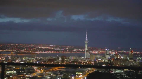 Prime evening medium view of downtown Auckland from 2nd highest point Stock Footage 36596668
