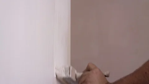 Priming on the wall Video stock 94998859