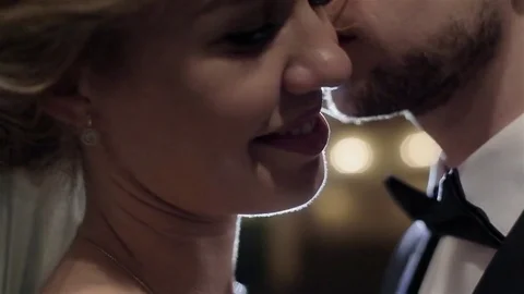 Princess bride smiles courted by charming prince sensual scene extra close up Vidéo 69764375