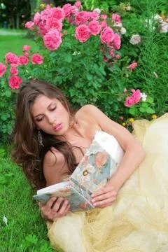 Princess read book Stock Photos