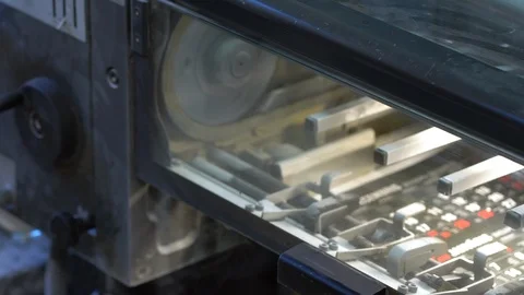 Printed sheets of paper are served in the printing press 库存影片 120903601