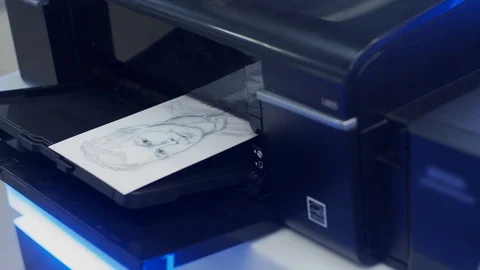 Printing from tablet Video stock 122580520