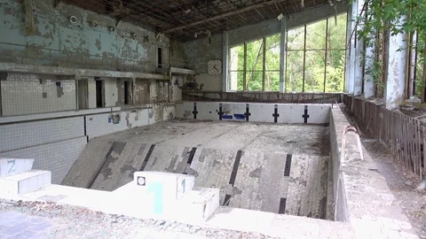Pripyat swimming pool and diving stands 2 스톡 동영상 78486128