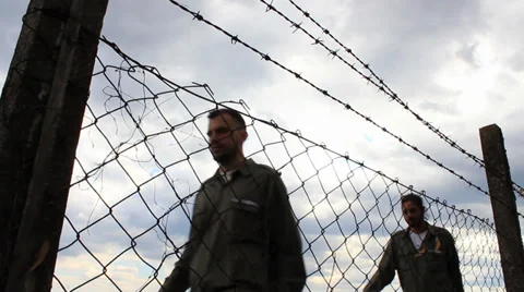 Prisoners Silhouette Vídeo Stock 30368891