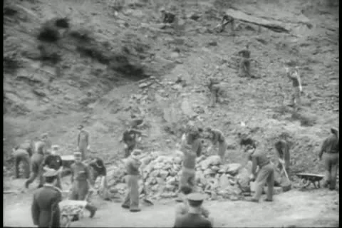 Prisoners working in quarry Video stock 11348582