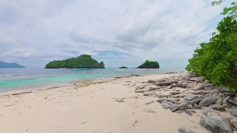 Pristine Deserted White Sand Beach Vidéo 336178440
