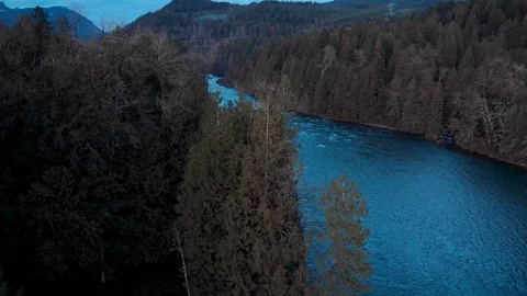 A pristine rushing river near Stave Lake, BC at dusk. Stock-Footage 104453398