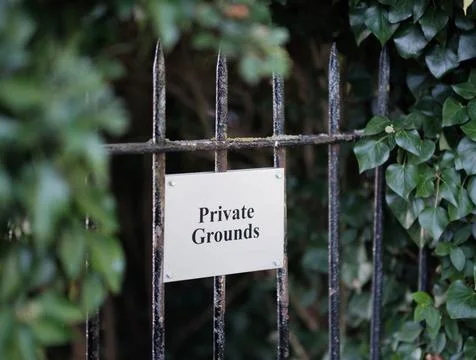 Private Grounds Sign Stock-Fotos