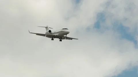 Private Jet on approach Stock-Footage 308043922