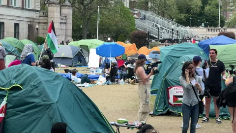 Pro-Gaza student protests inside Columbia University Campus, NYC, April, 29 2024 Stock Footage 274320739
