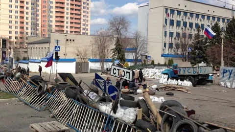 Pro-Russian separatists built barricades in the center of Luhansk, Ukraine Stock Footage 233252003