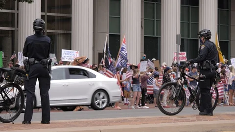 Pro Trump Protest During Lockdown - Tripod Shot 스톡 동영상 130154491