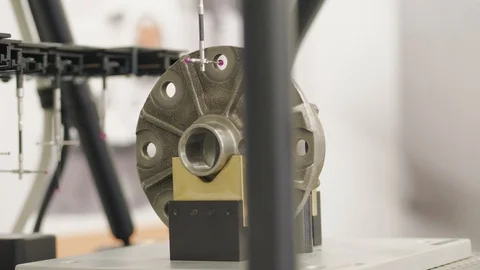 Probe arm comparative gauge automatically inspecting detail Video stock 117791184