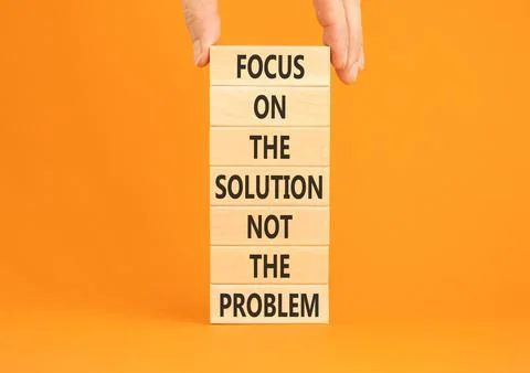 Problem and solution symbol. Concept words Focus on the solution not the pr.. Stockfoto's