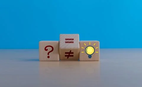 Problem solved, change question mark to knowledge light bulb 스톡 사진