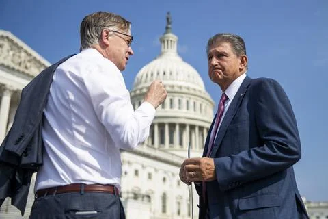 Problem Solvers Caucus press conference on support for bipartisan infrastructure 스톡 사진